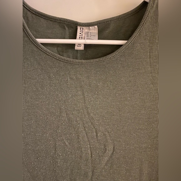 Olive green Cotten dress. - Picture 2 of 5